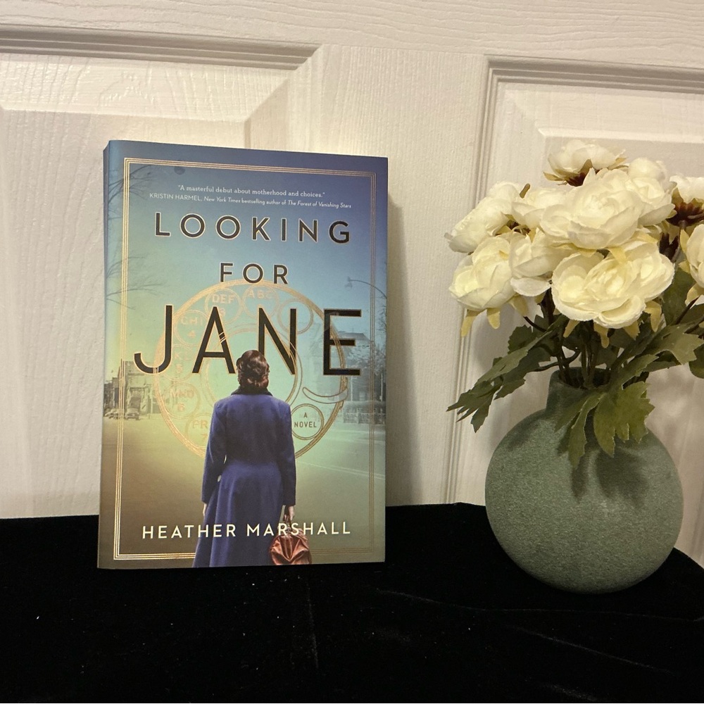 Softcover, Looking for Jane, Author Heather Marshall, Published 2022